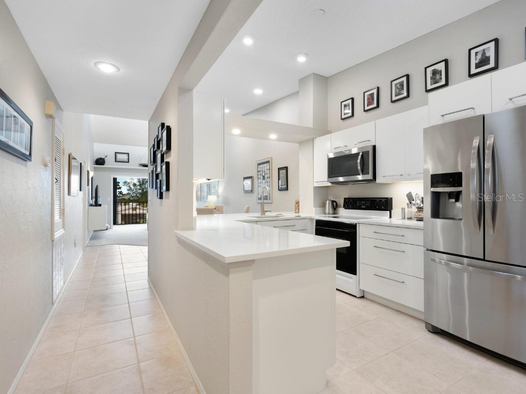 4212 126th Street W #409 Cortez FL 34215 - SALTWATER CANAL TO ICW A4674564 image6