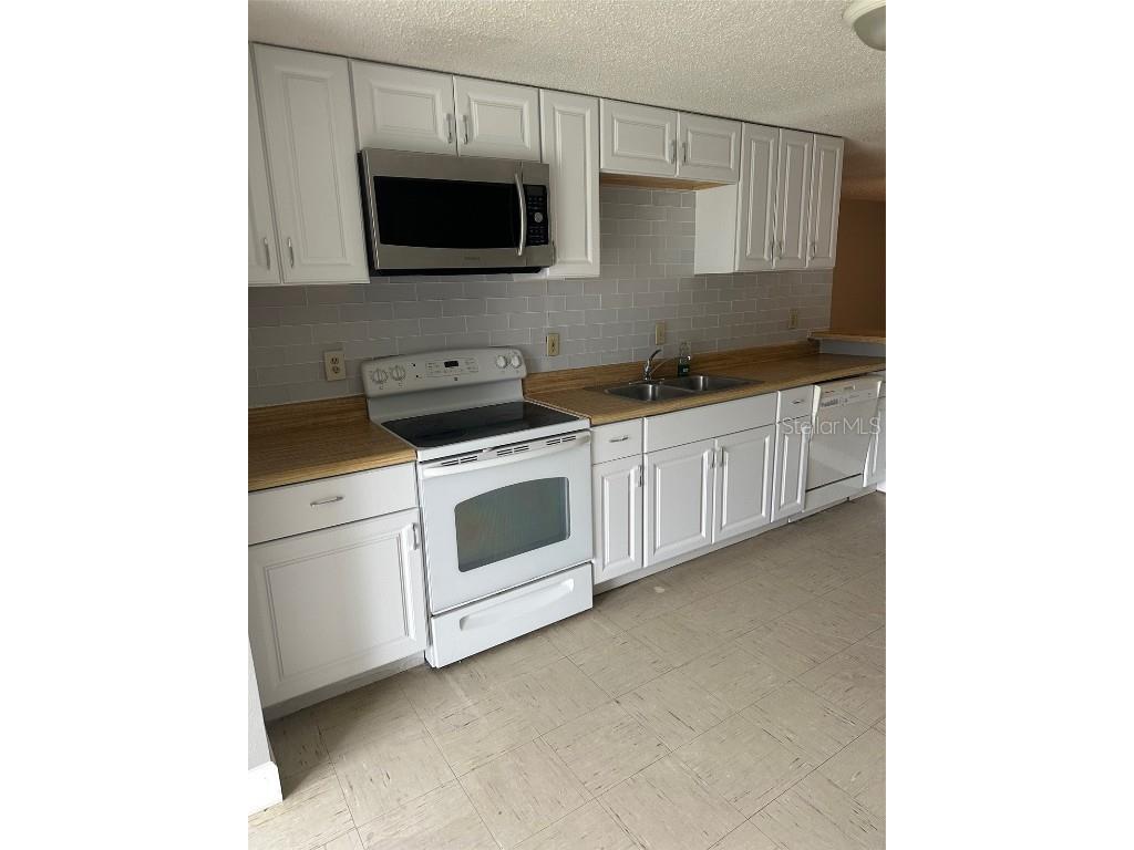 4212 78th Street W #4212 Bradenton FL 34209 A4637070 image14