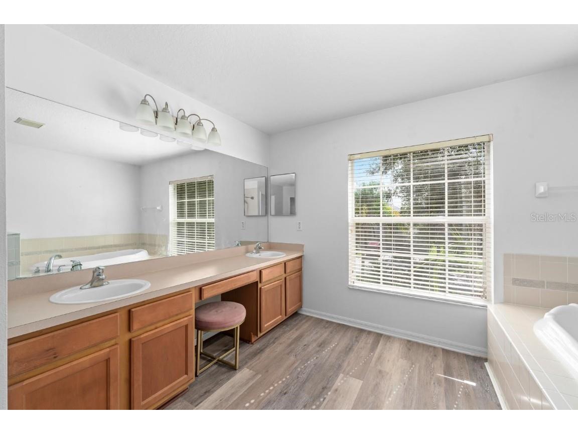 4212 Balington Drive Valrico FL 33596 TB8428533 image21