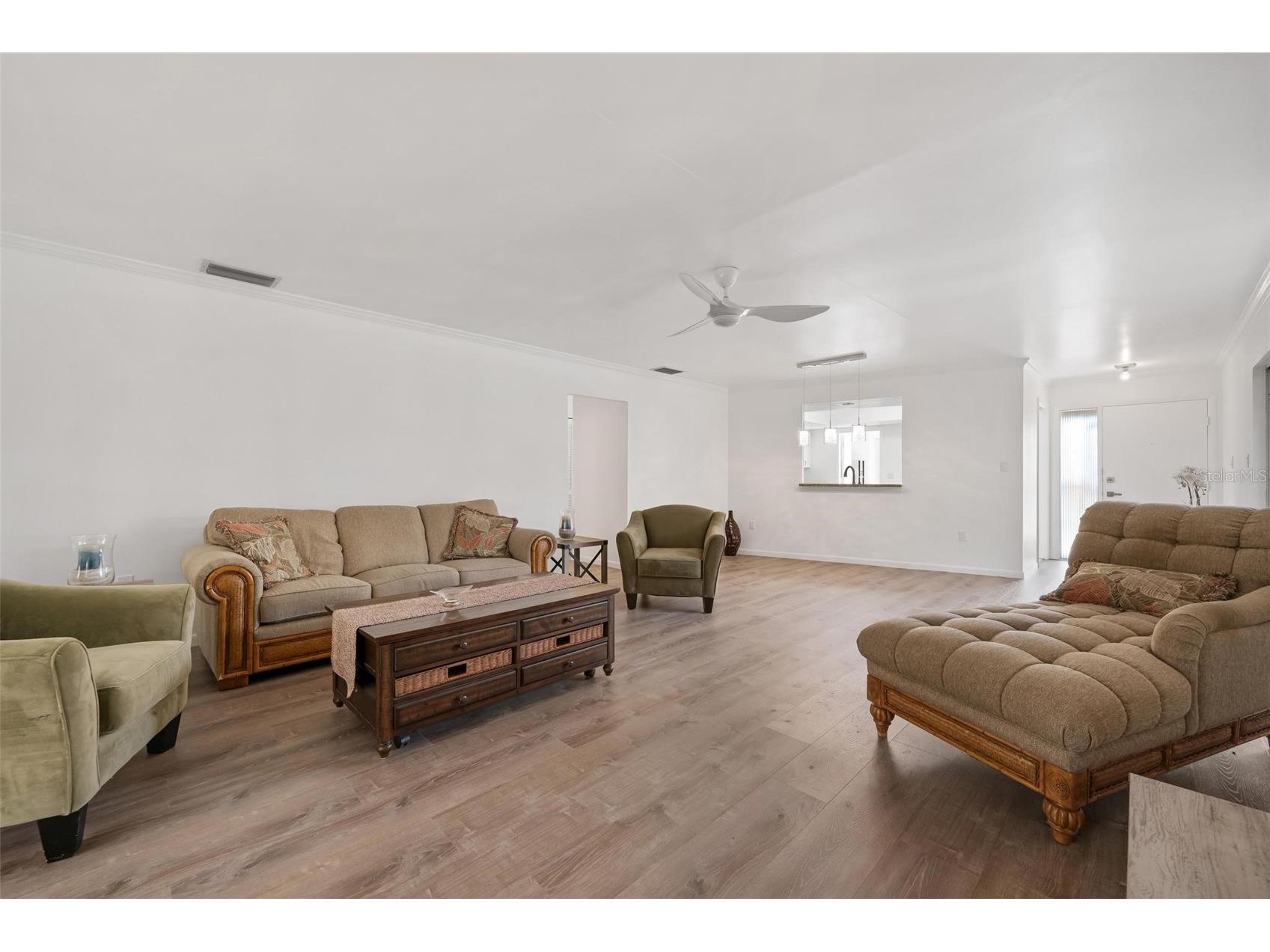 4212 Center Gate Lane #2 Sarasota FL 34233 A4692385 image8