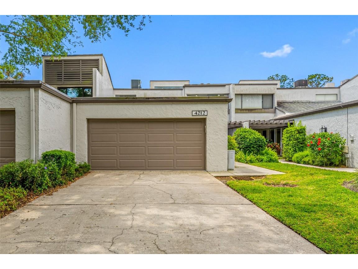 4212 Fairway Circle Tampa FL 33618 TB8377740 image1