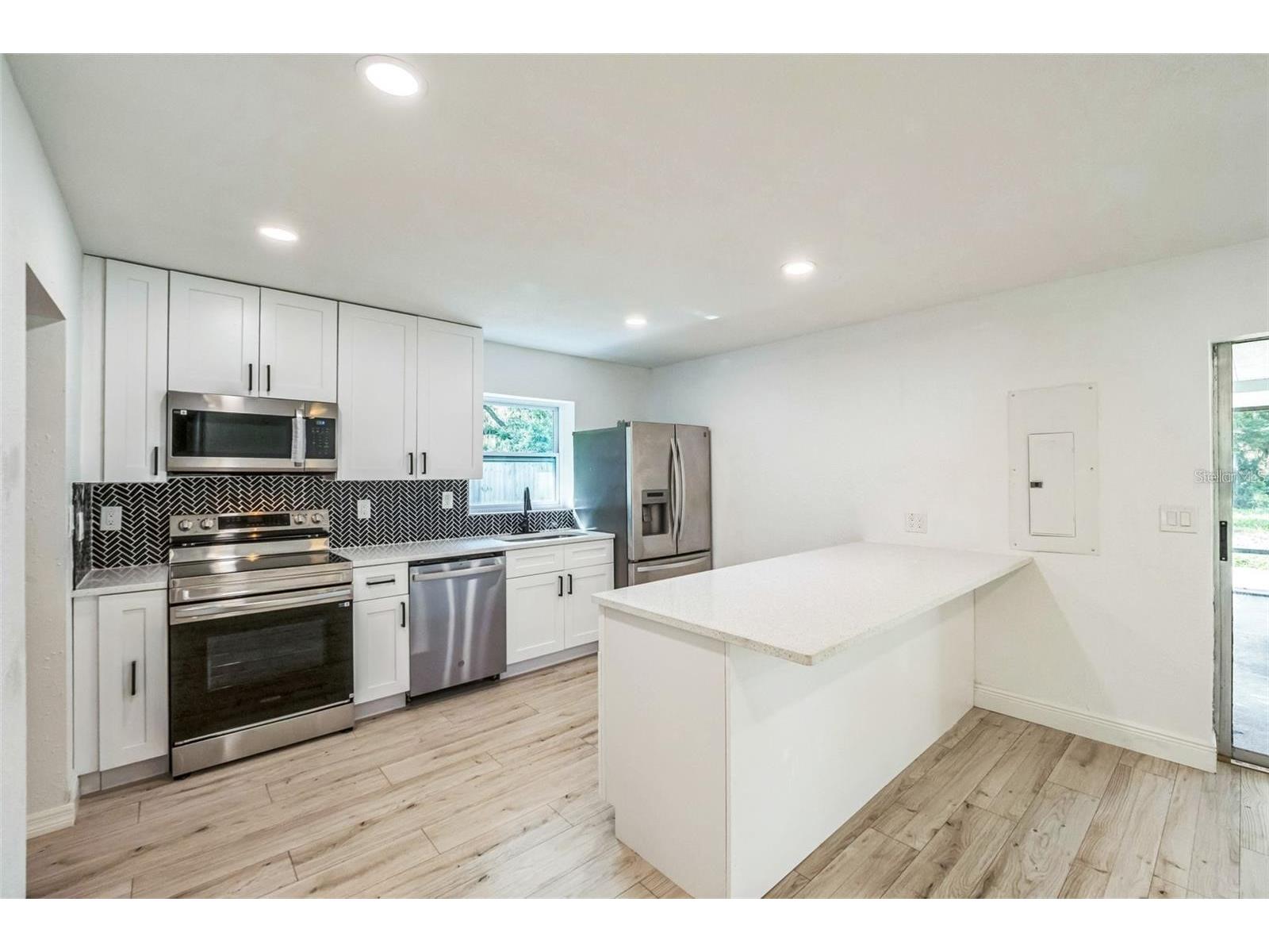 4212 Harry Drive Fruitland Park FL 34731 S5145577 image8