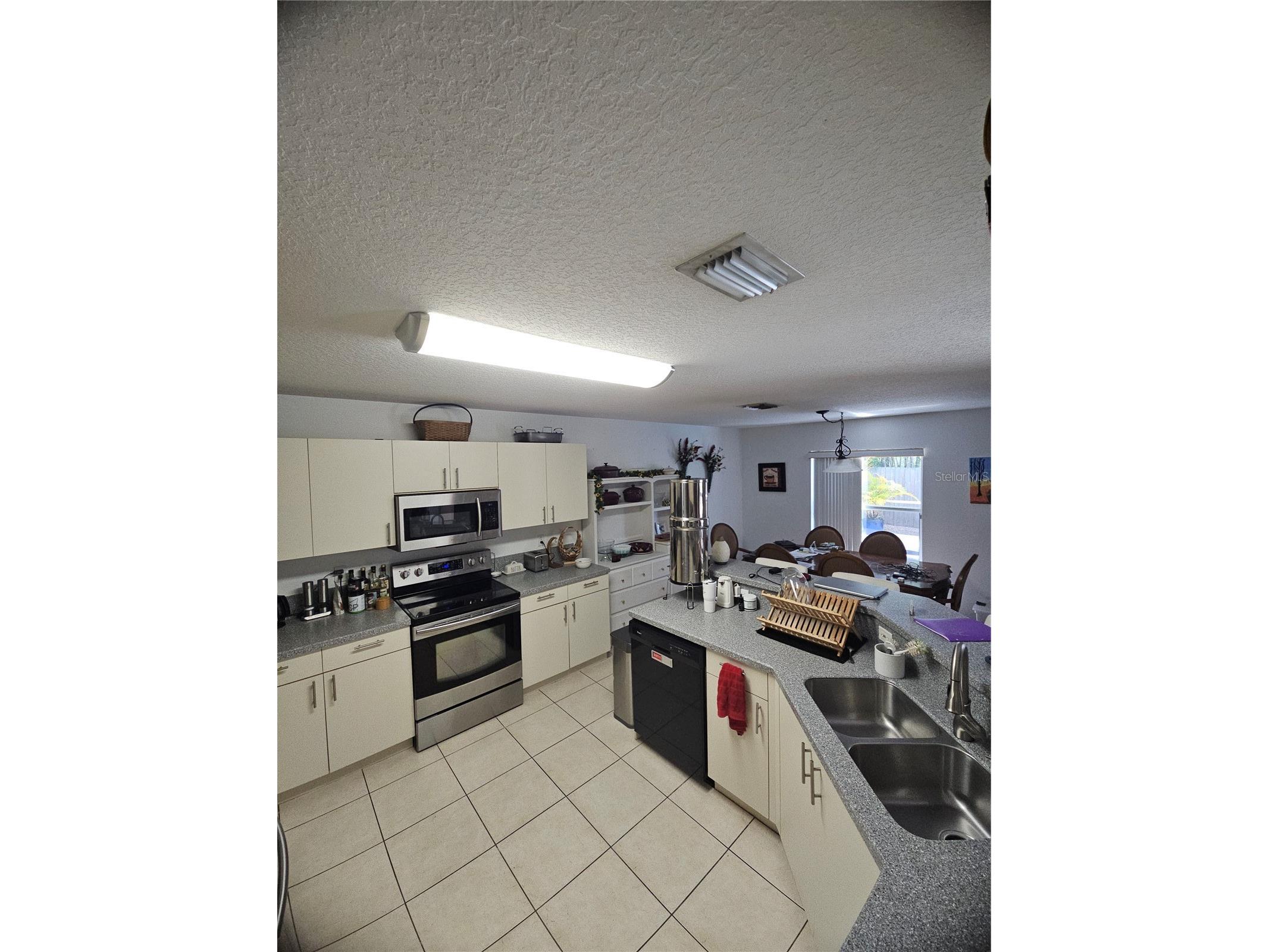 4212 Parry Drive Sarasota FL 34241 TB8524226 image14