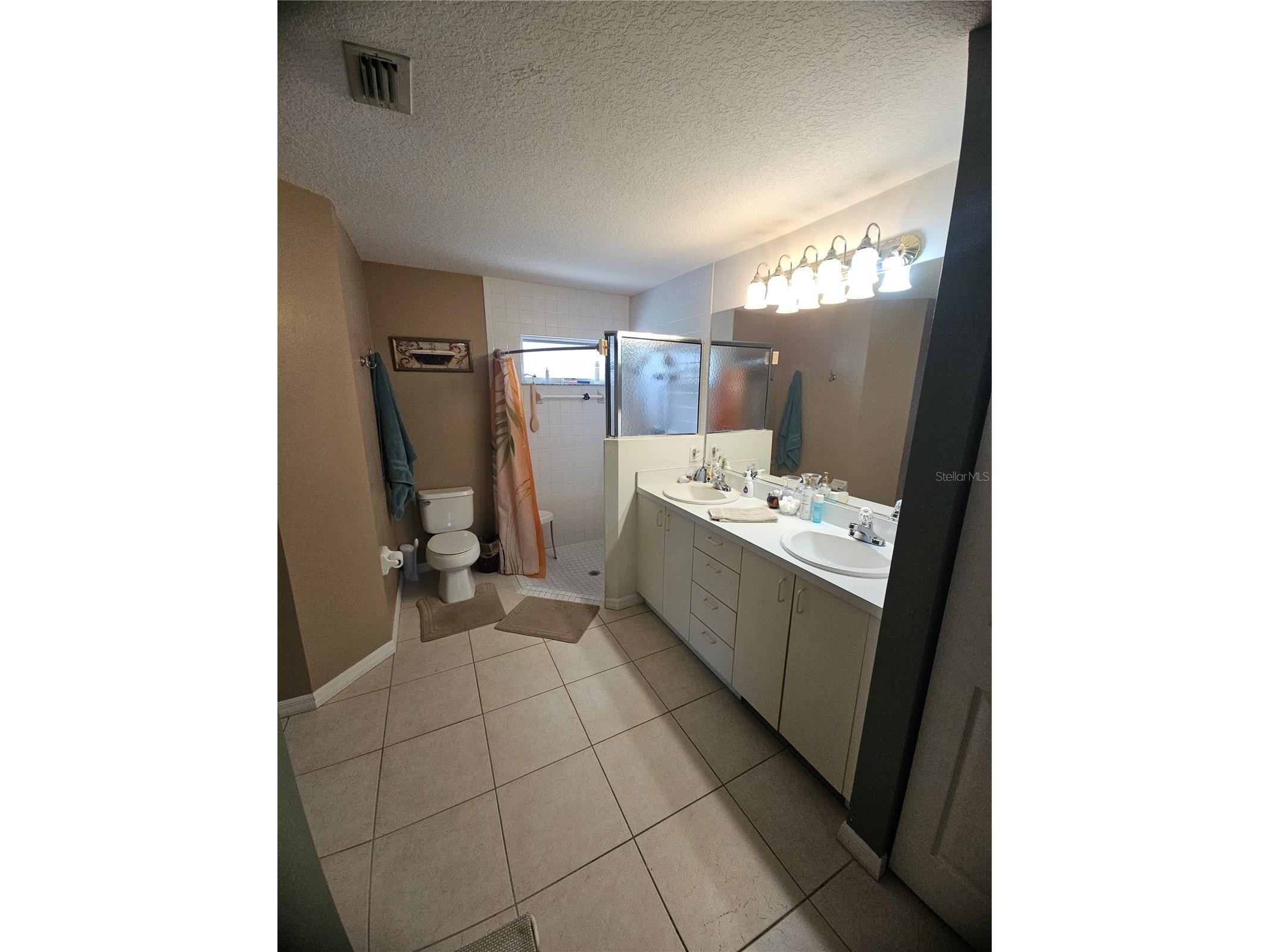 4212 Parry Drive Sarasota FL 34241 TB8524226 image6