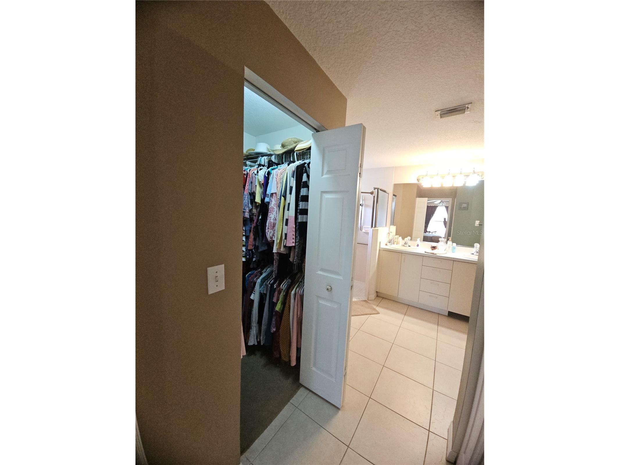 4212 Parry Drive Sarasota FL 34241 TB8524226 image8