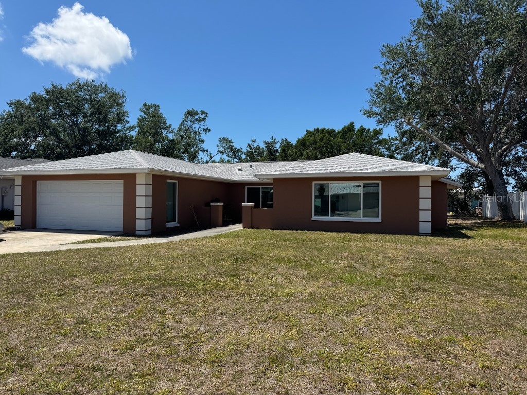 4212 Pasadena Circle Sarasota FL 34233 TB8377937 image1
