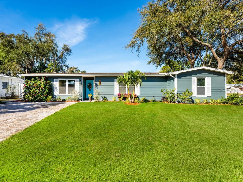 4212 Riverwood Avenue Sarasota FL 34231 A4598693 image1