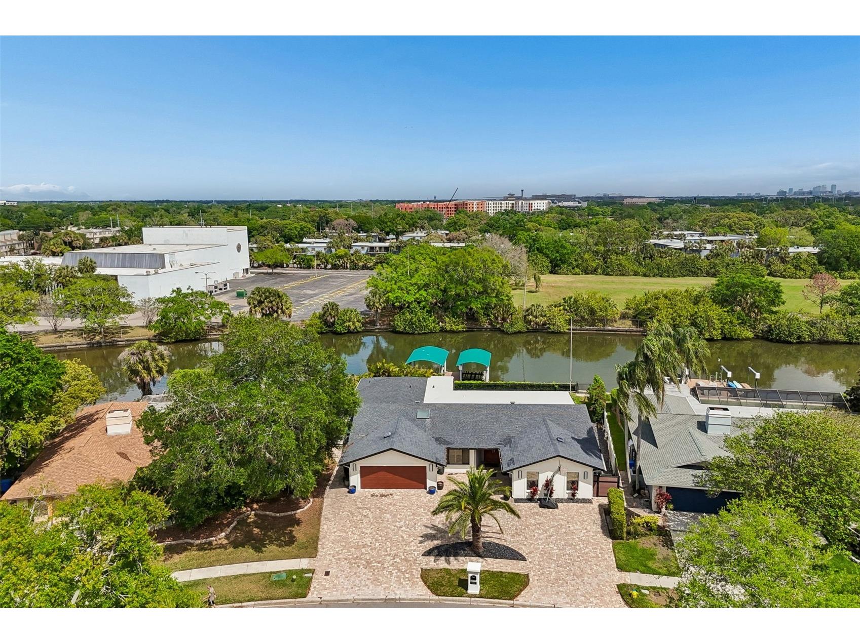 4213 Saltwater Boulevard Tampa FL 33615 - SWEETWATER CREEK TB8494335 image60