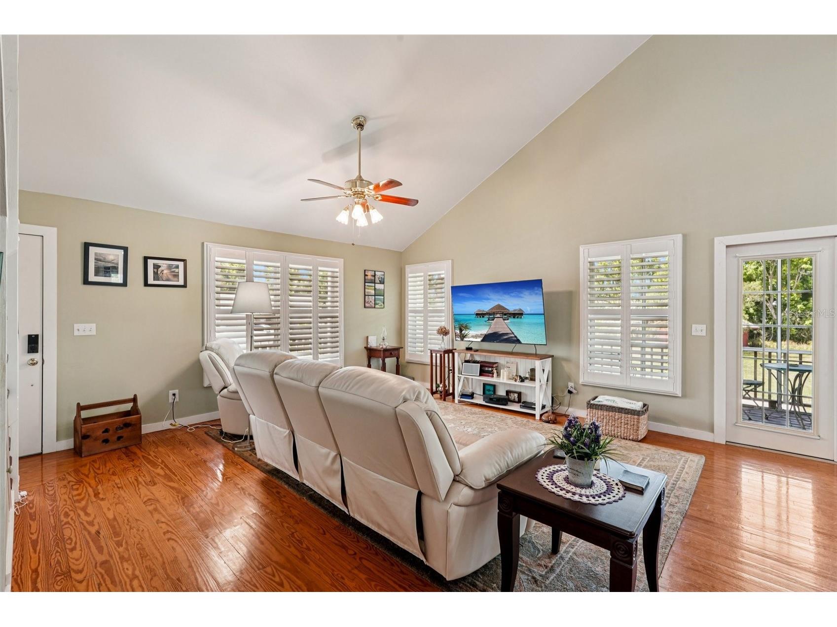 4213 Uncle Brack Avenue Ruskin FL 33570 TB8485315 image11