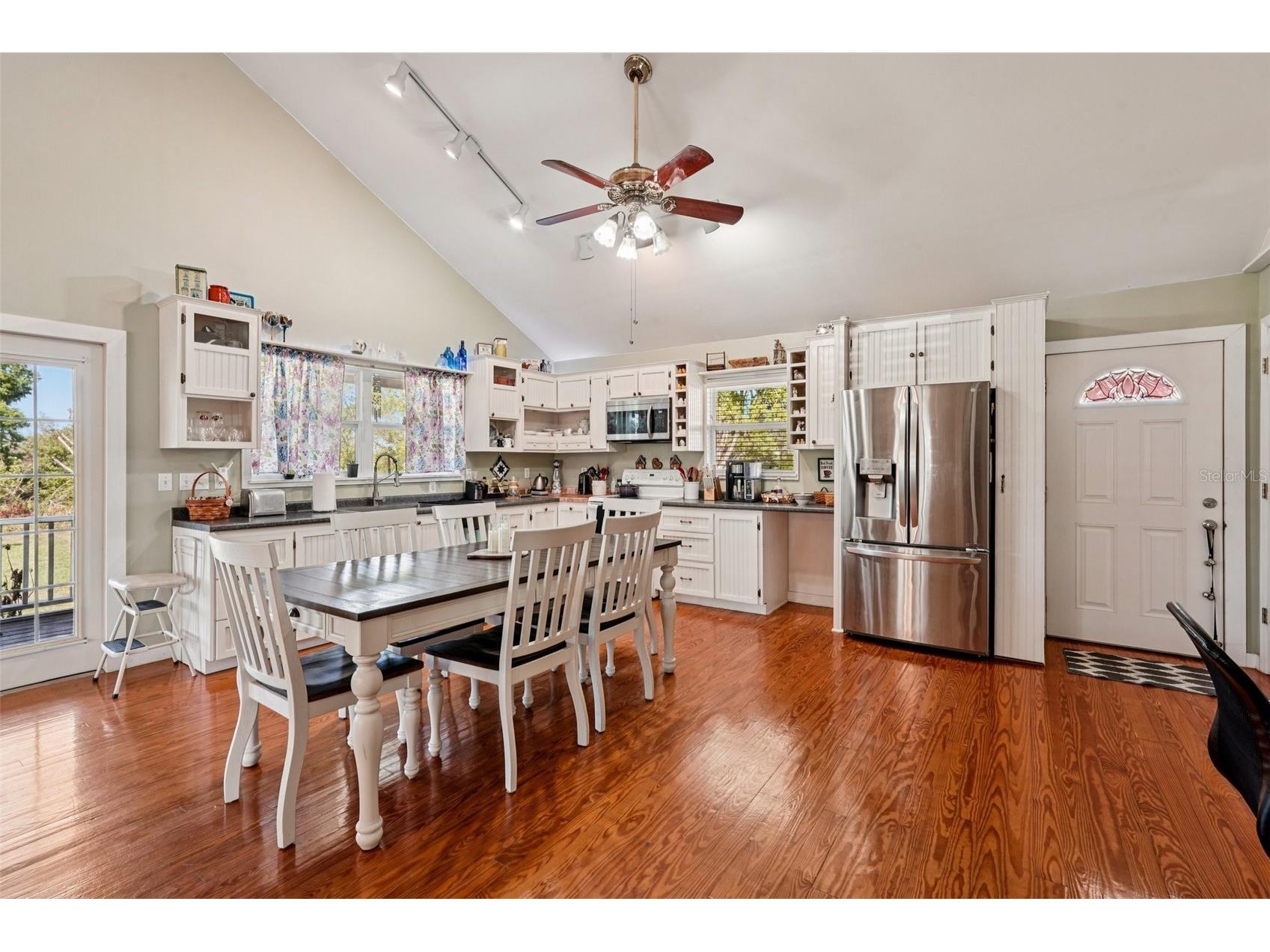 4213 Uncle Brack Avenue Ruskin FL 33570 TB8485315 image13