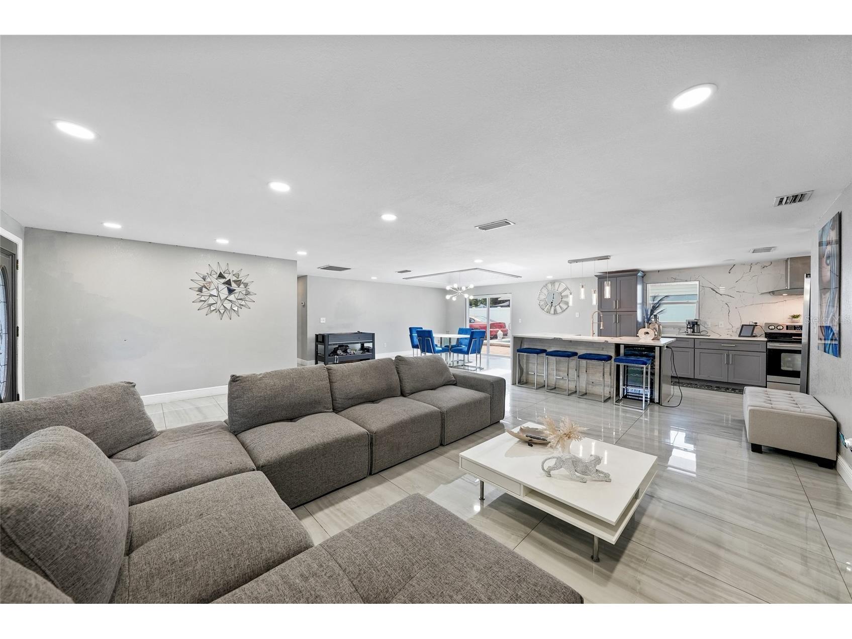 4214 Hollow Hill Drive Tampa FL 33624 TB8503124 image17