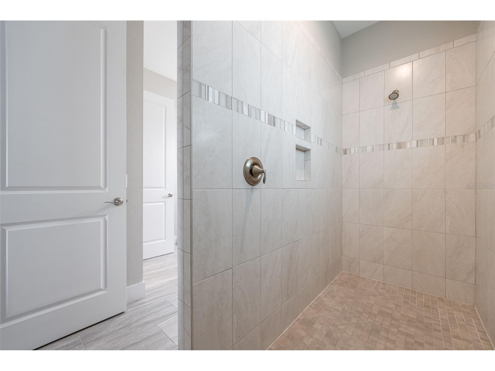 4214 NW 39th Lane Cape Coral FL 33993 - EASTOVER CANAL AND QUICKSILVER A4681413 image27