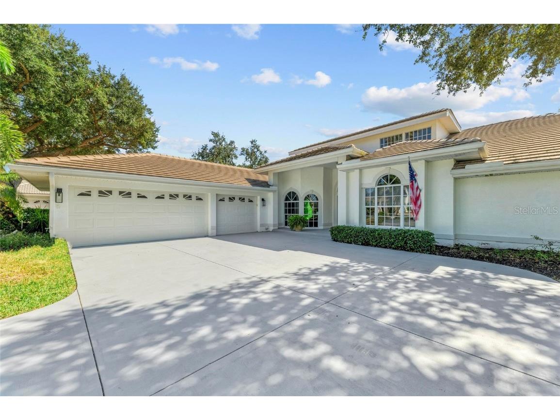 4214 Palacio Drive Sarasota FL 34238 A4669961 image1