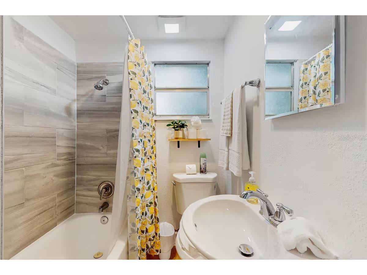 4214 W Ohio Avenue Tampa FL 33614 TB8504019 image9