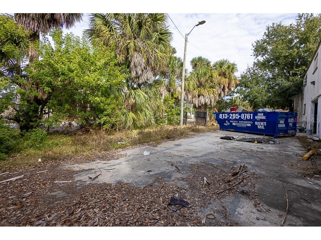 4214 W Virginia Avenue Tampa FL 33614 TB8397597 image10