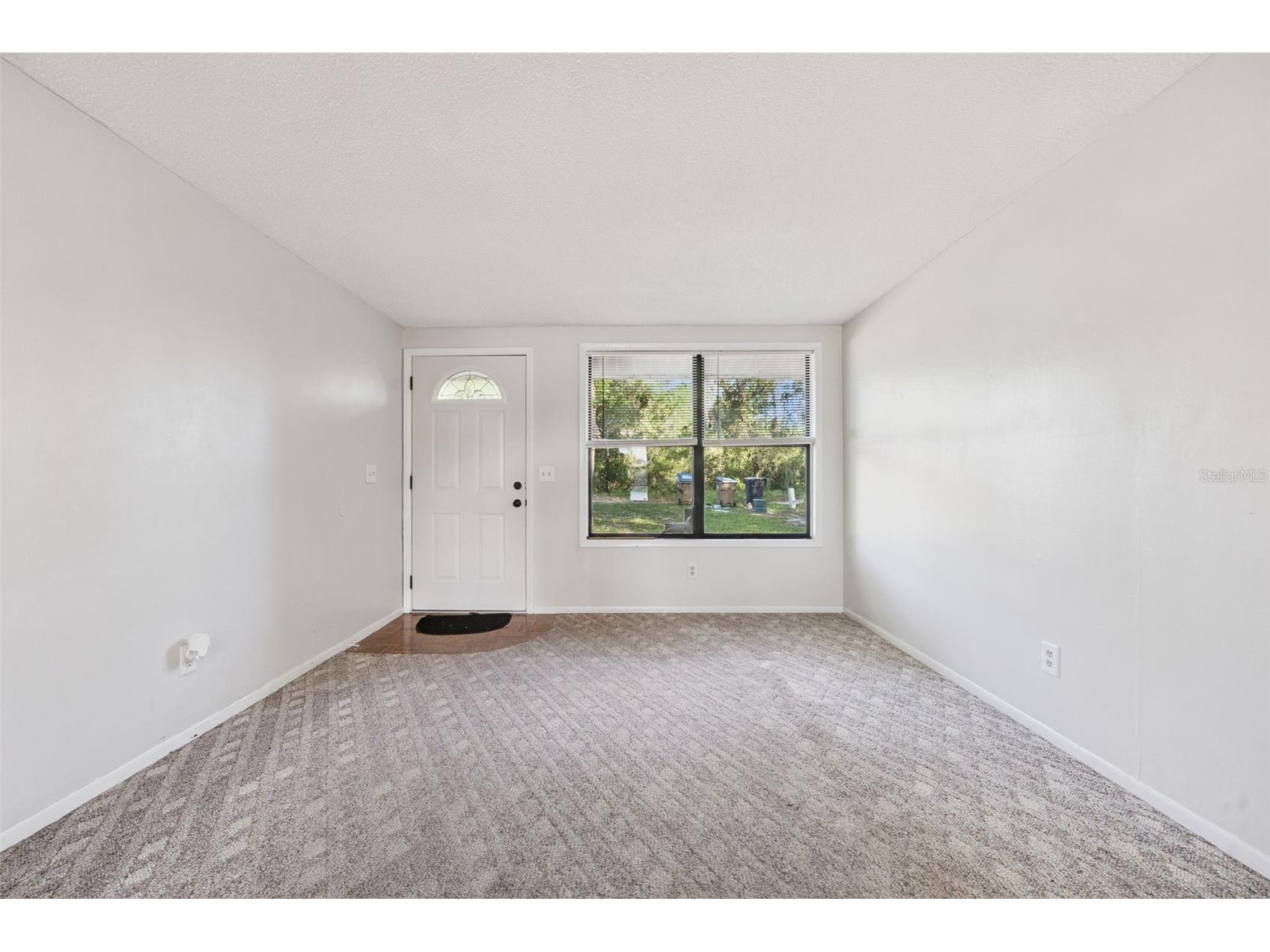 42146 Pine Valley Drive Paisley FL 32767 O6411210 image4