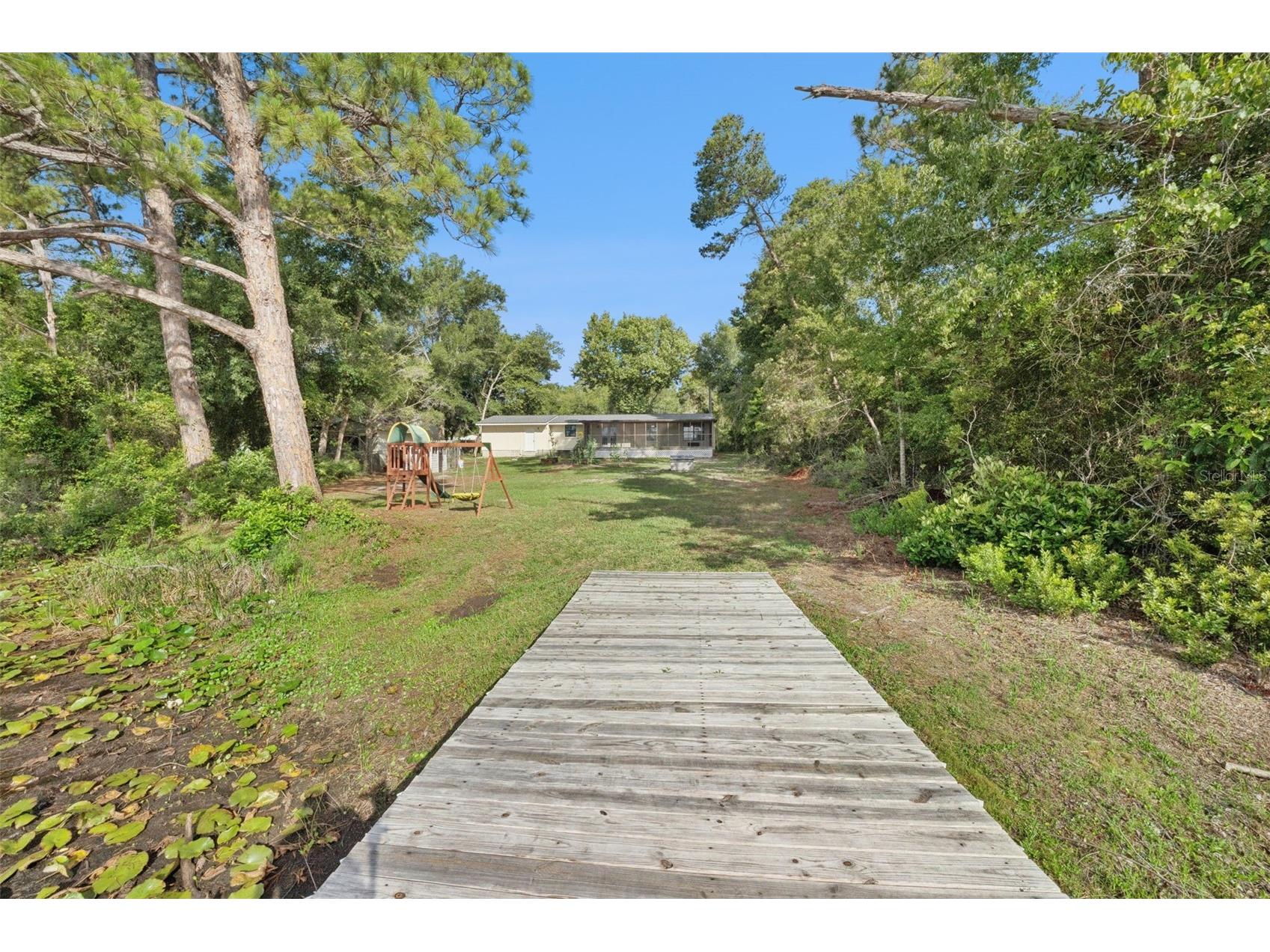 42146 Pine Valley Drive Paisley FL 32767 O6411210 image42