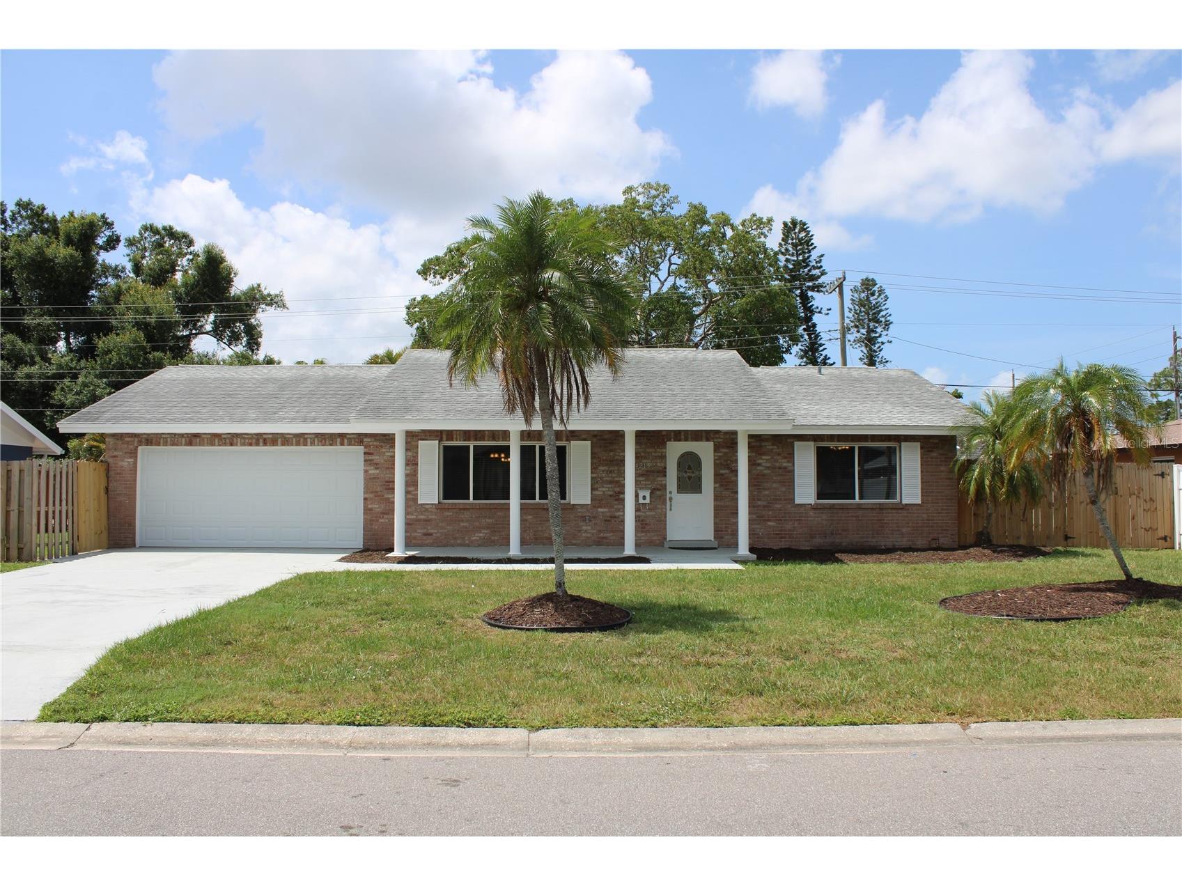 4215 18th Avenue Drive W Bradenton FL 34205 A4694982 image1