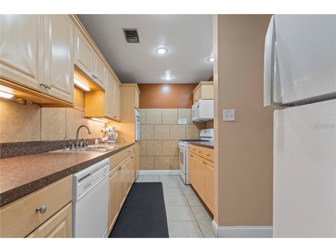 4215 E Bay Drive #1702B Clearwater FL 33764 TB8457610 image16