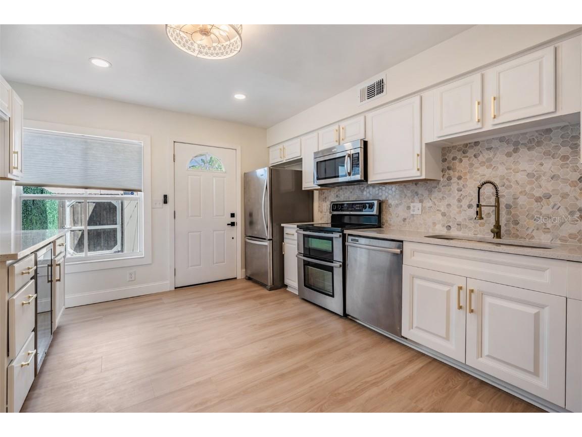 4215 La Sorrento Court Tampa FL 33611 TB8411349 image5