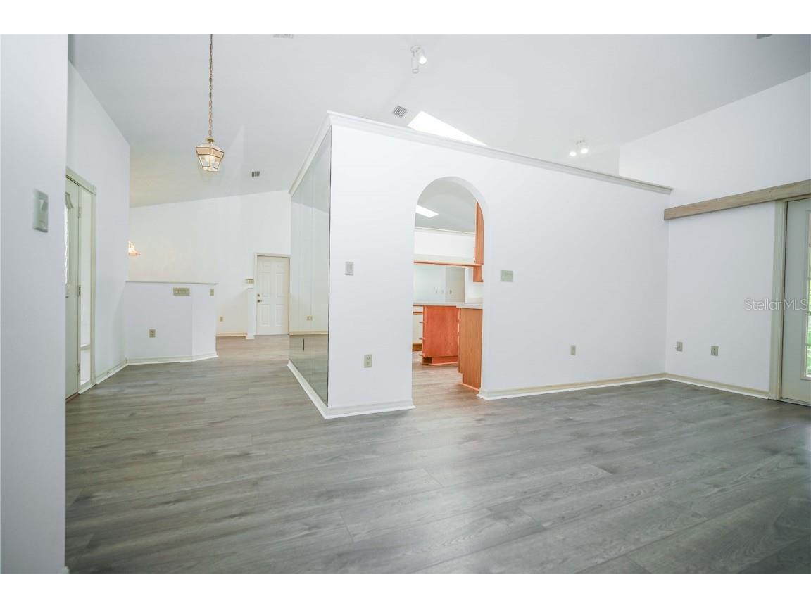 4215 SE 24th Terrace Ocala FL 34480 OM687918 image25