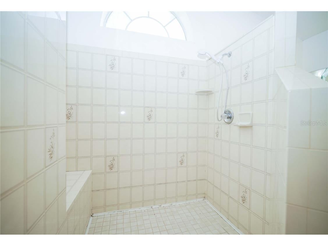 4215 SE 24th Terrace Ocala FL 34480 OM687918 image34