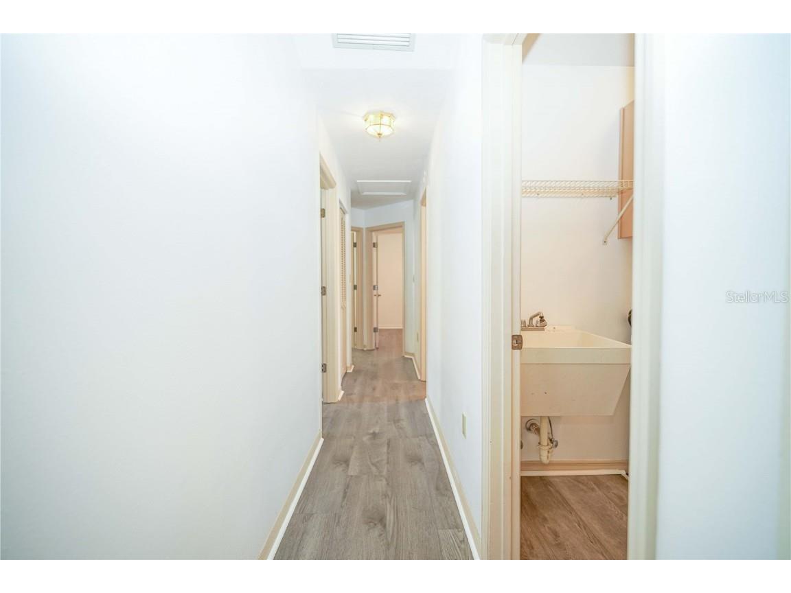 4215 SE 24th Terrace Ocala FL 34480 OM687918 image37