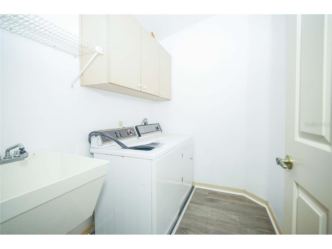 4215 SE 24th Terrace Ocala FL 34480 OM687918 image38