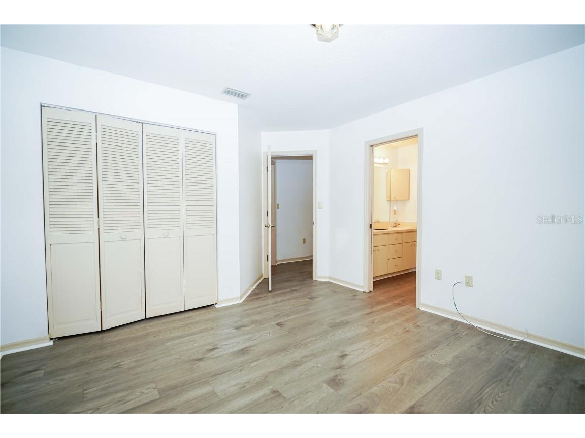 4215 SE 24th Terrace Ocala FL 34480 OM687918 image44