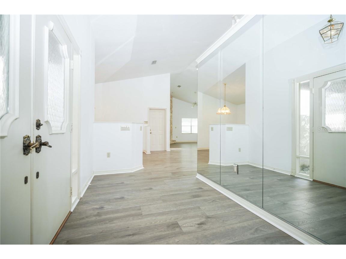 4215 SE 24th Terrace Ocala FL 34480 OM687918 image7