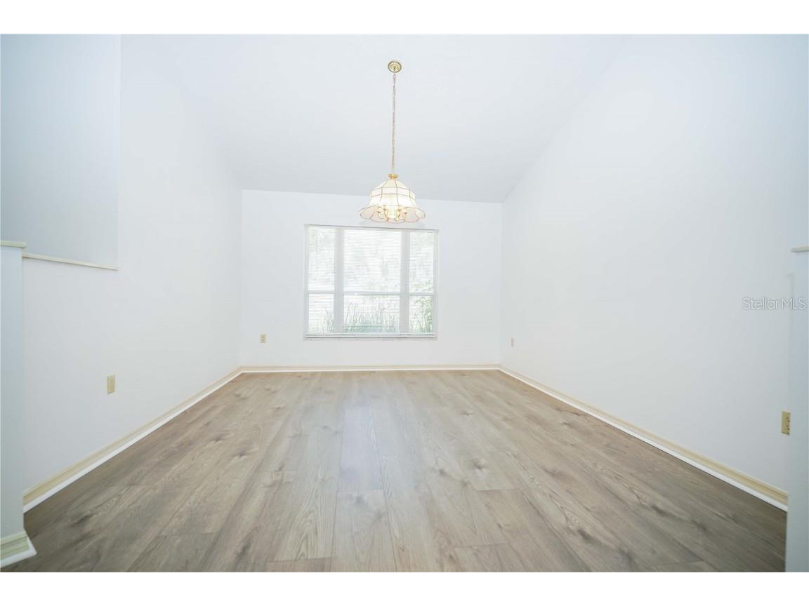 4215 SE 24th Terrace Ocala FL 34480 OM687918 image9