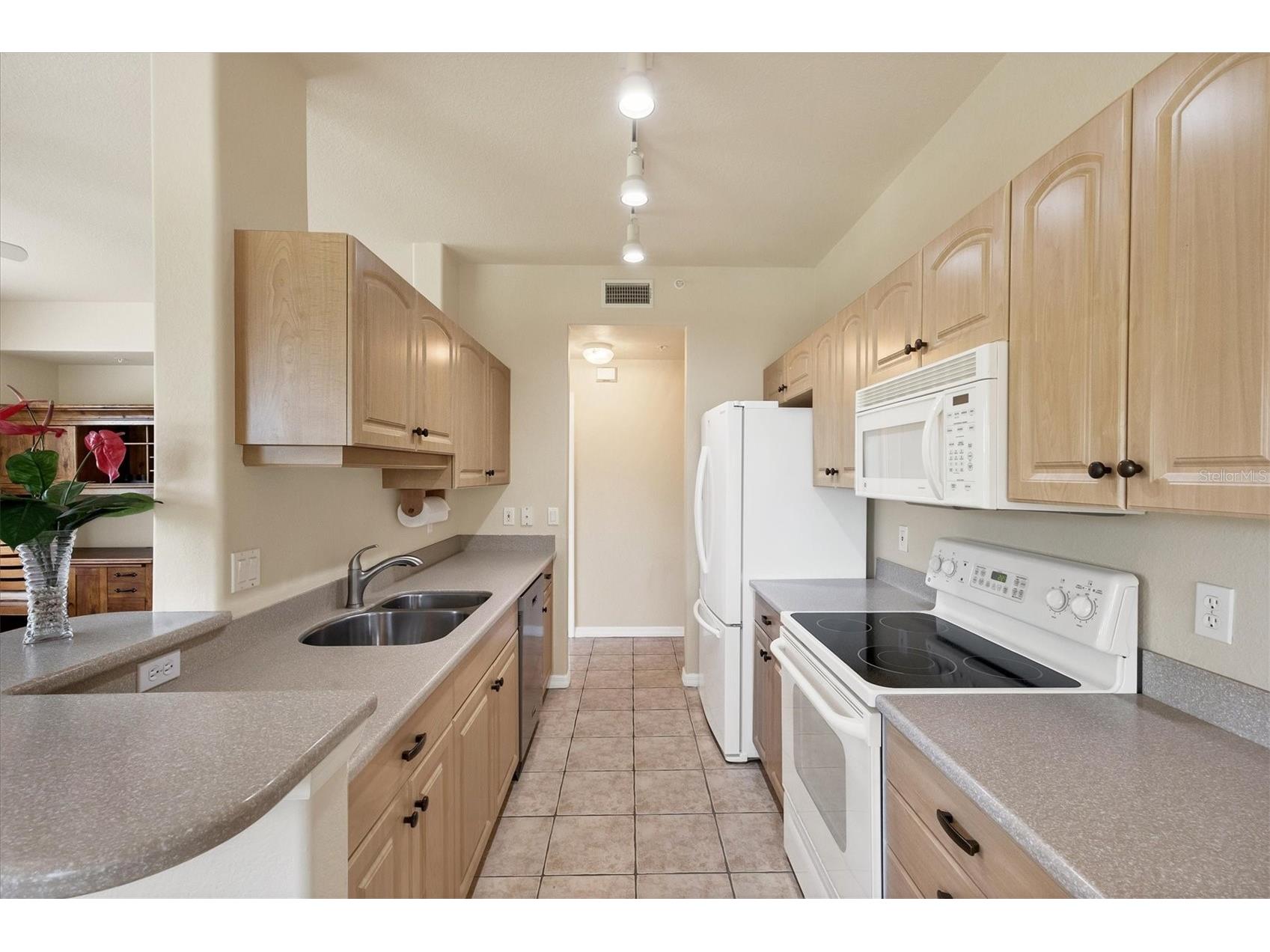 4215 Vicenza Drive #B1 Venice FL 34293 A4663569 image12