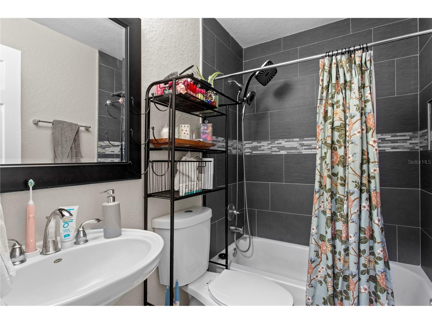 4215 W Bay Vista Avenue Tampa FL 33611 TB8497344 image16