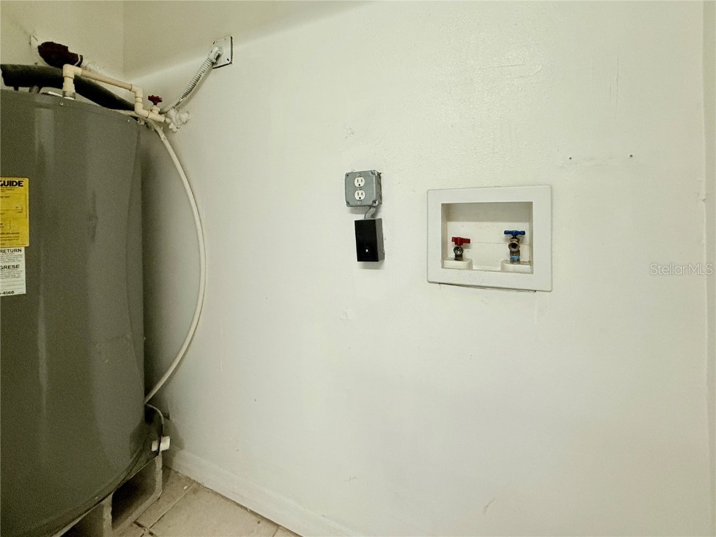 4216 Ann Way Sarasota FL 34232 TB8449957 image12