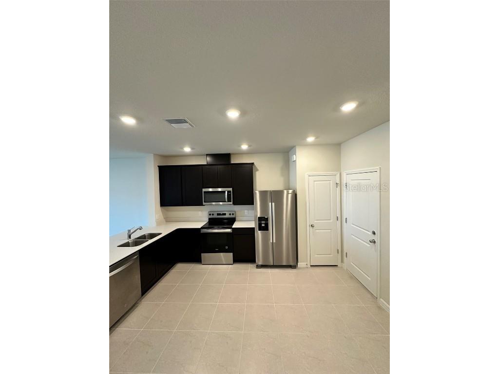 4216 Chester Springs Boulevard Davenport FL 33837 O6371942 image3