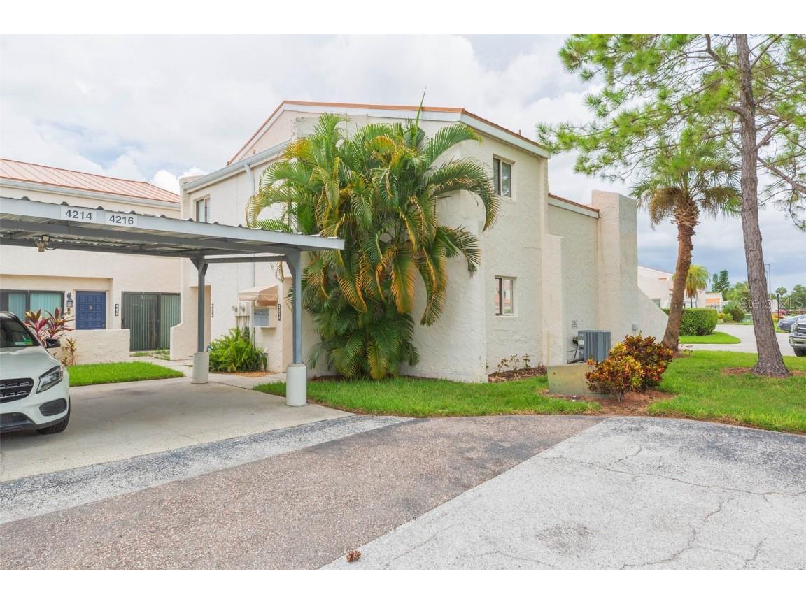 4216 Harbor House Drive Tampa FL 33615 T3467131 image1