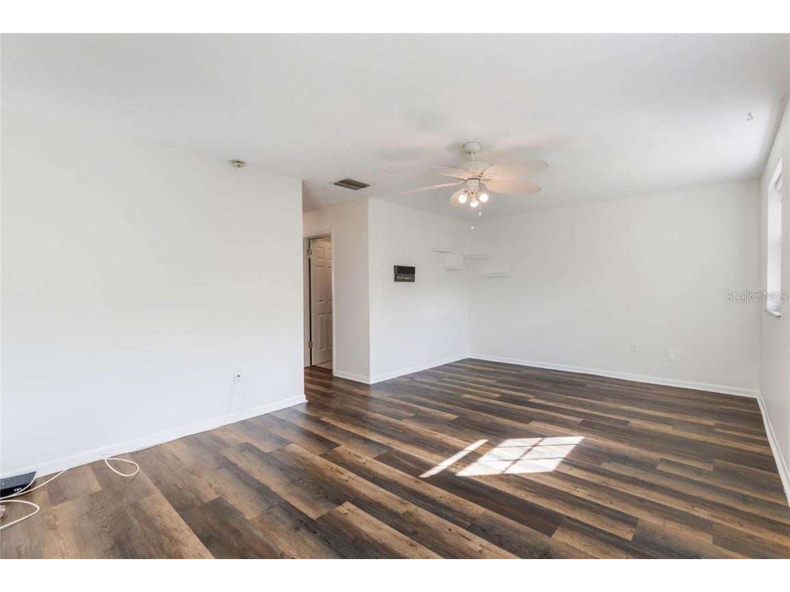 4216 Lake Underhill Road Orlando FL 32803 - LAKE GILES O6262256 image12