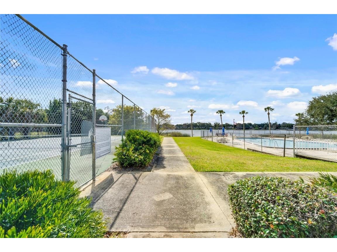 4216 Lake Underhill Road Orlando FL 32803 - LAKE GILES O6262256 image30