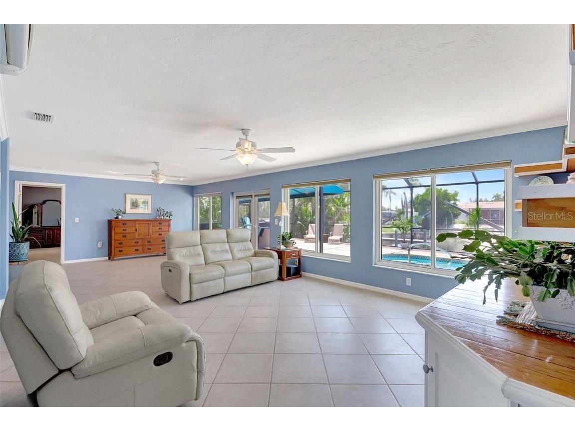 4216 Royal Palm Drive Bradenton FL 34210 A4658987 image24