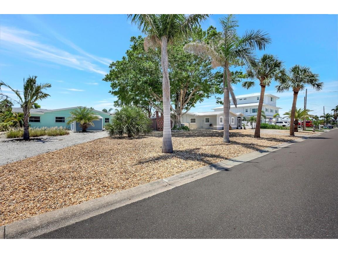 4216 Royal Palm Drive Bradenton FL 34210 A4658987 image5