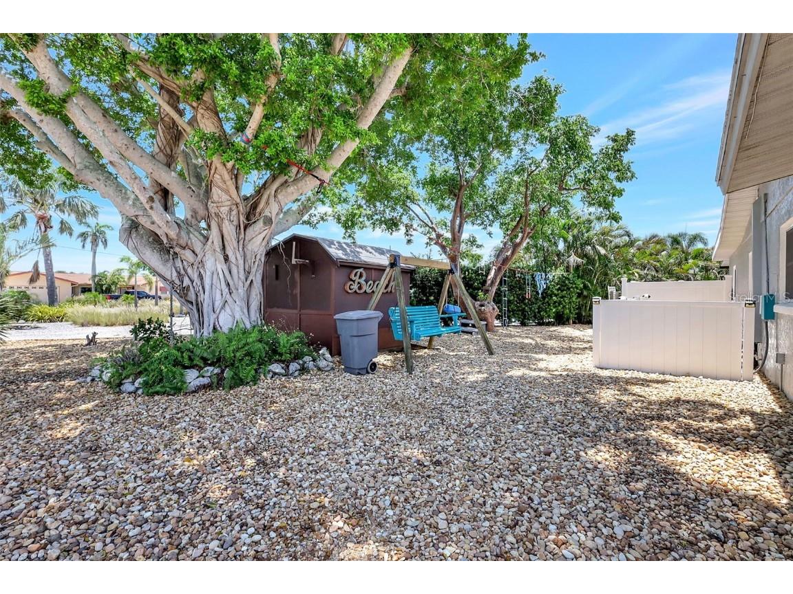 4216 Royal Palm Drive Bradenton FL 34210 A4658987 image50