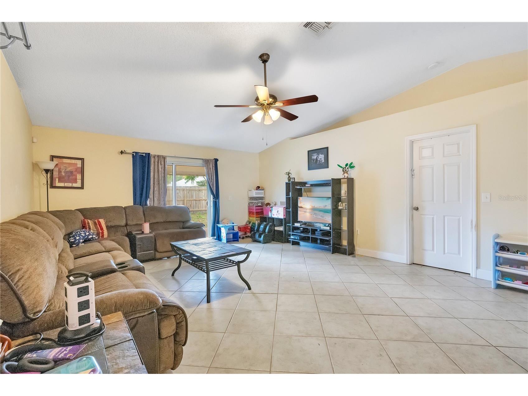 4217 Iveyglen Avenue Orlando FL 32826 O6407716 image5