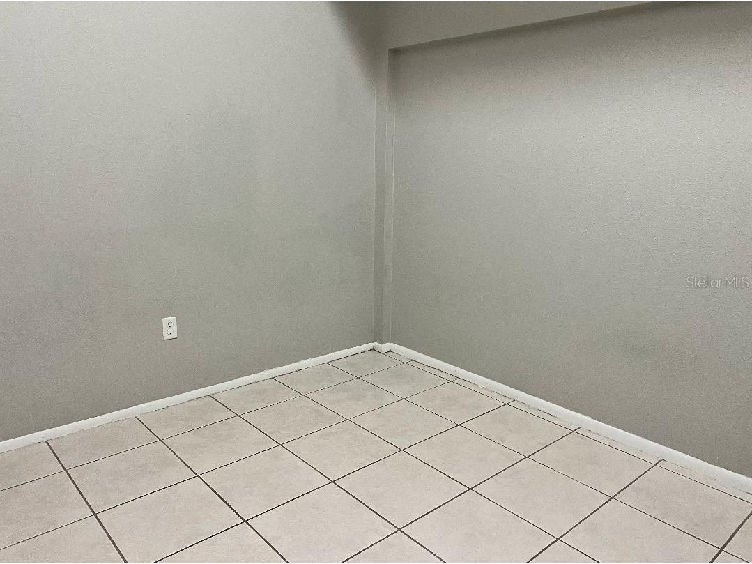 4217 S Semoran Boulevard #4 Orlando FL 32822 S5133174 image3