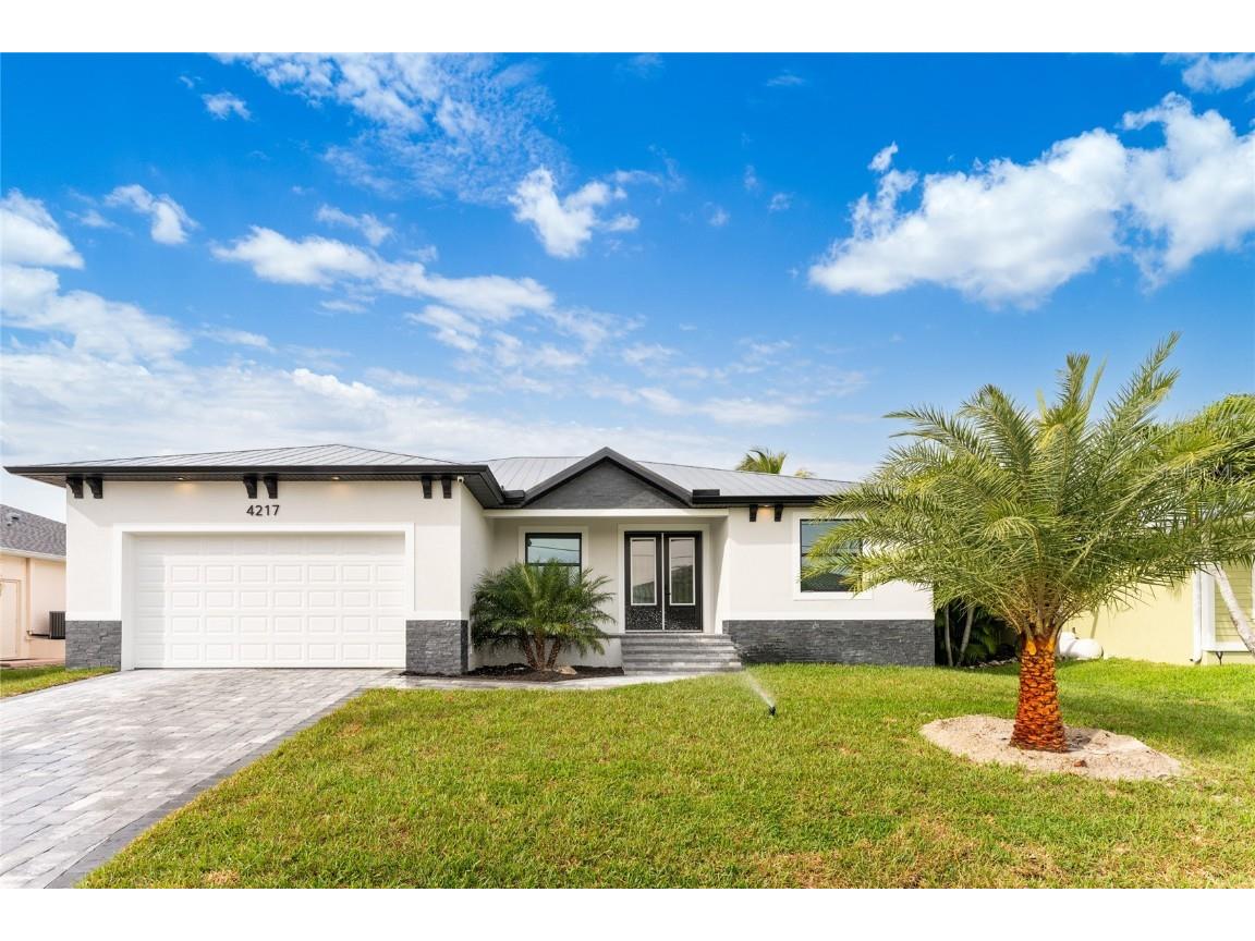 4217 Vasco Street Punta Gorda FL 33950 - KOSTEK CANAL 100' WIDE C7484221 image1