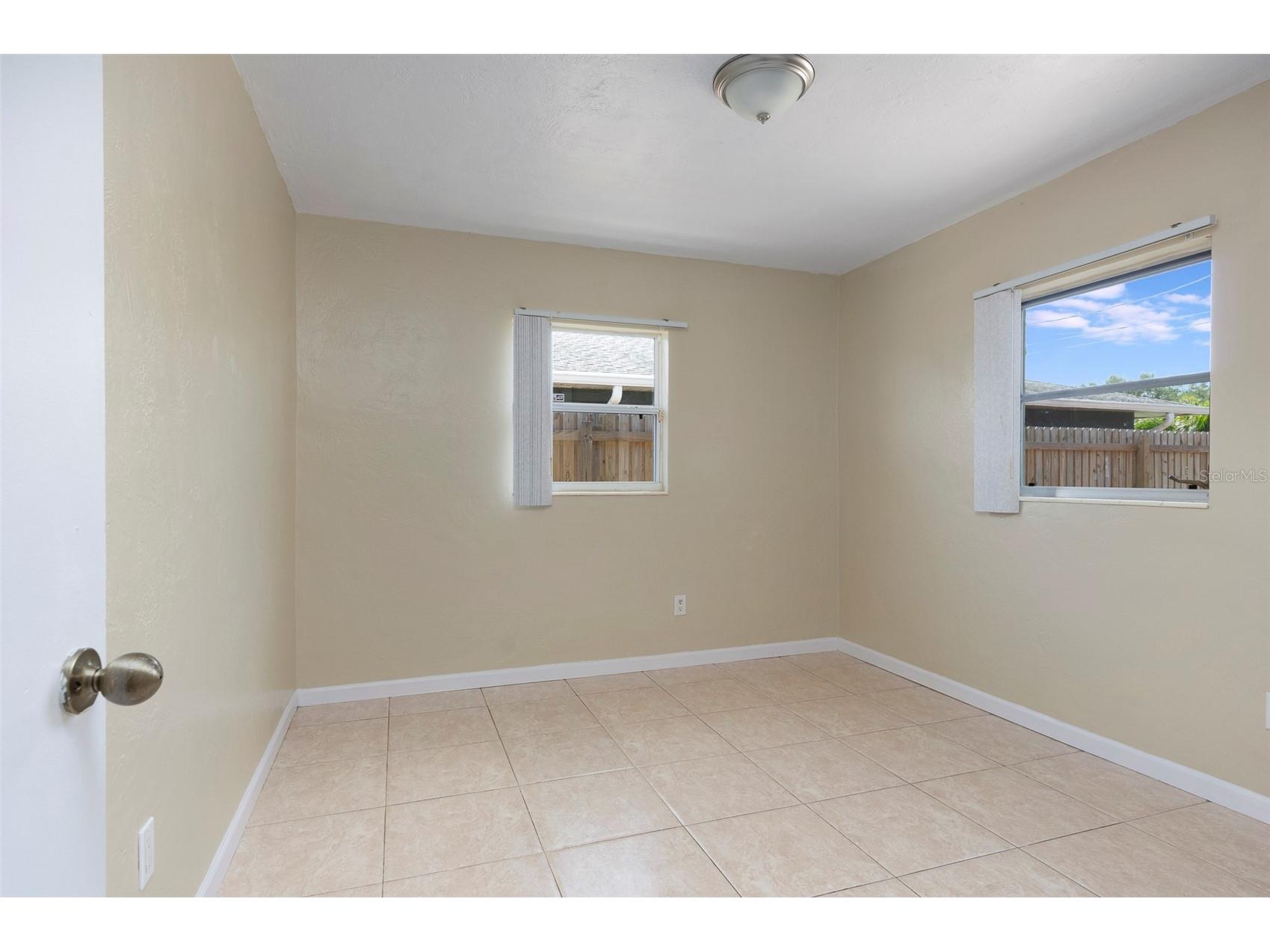 4218 24th Avenue N Saint Petersburg FL 33713 TB8506739 image18