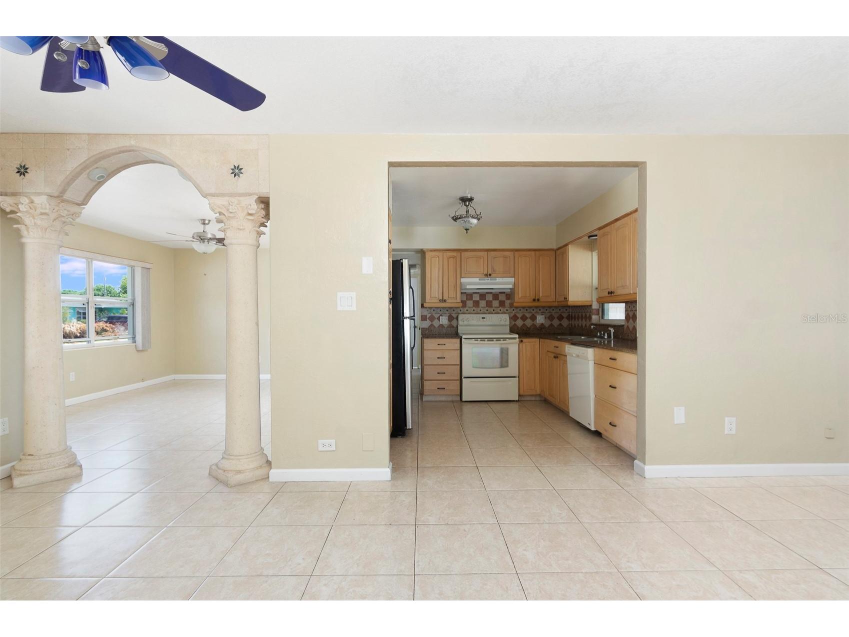 4218 24th Avenue N Saint Petersburg FL 33713 TB8506739 image8