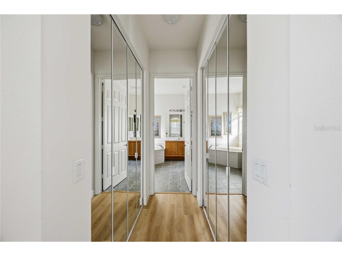 4218 64th Drive E Sarasota FL 34243 A4674545 image19