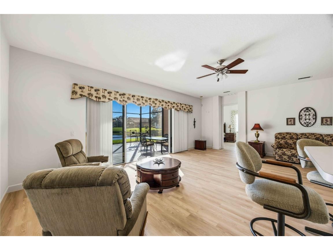 4218 64th Drive E Sarasota FL 34243 A4674545 image9