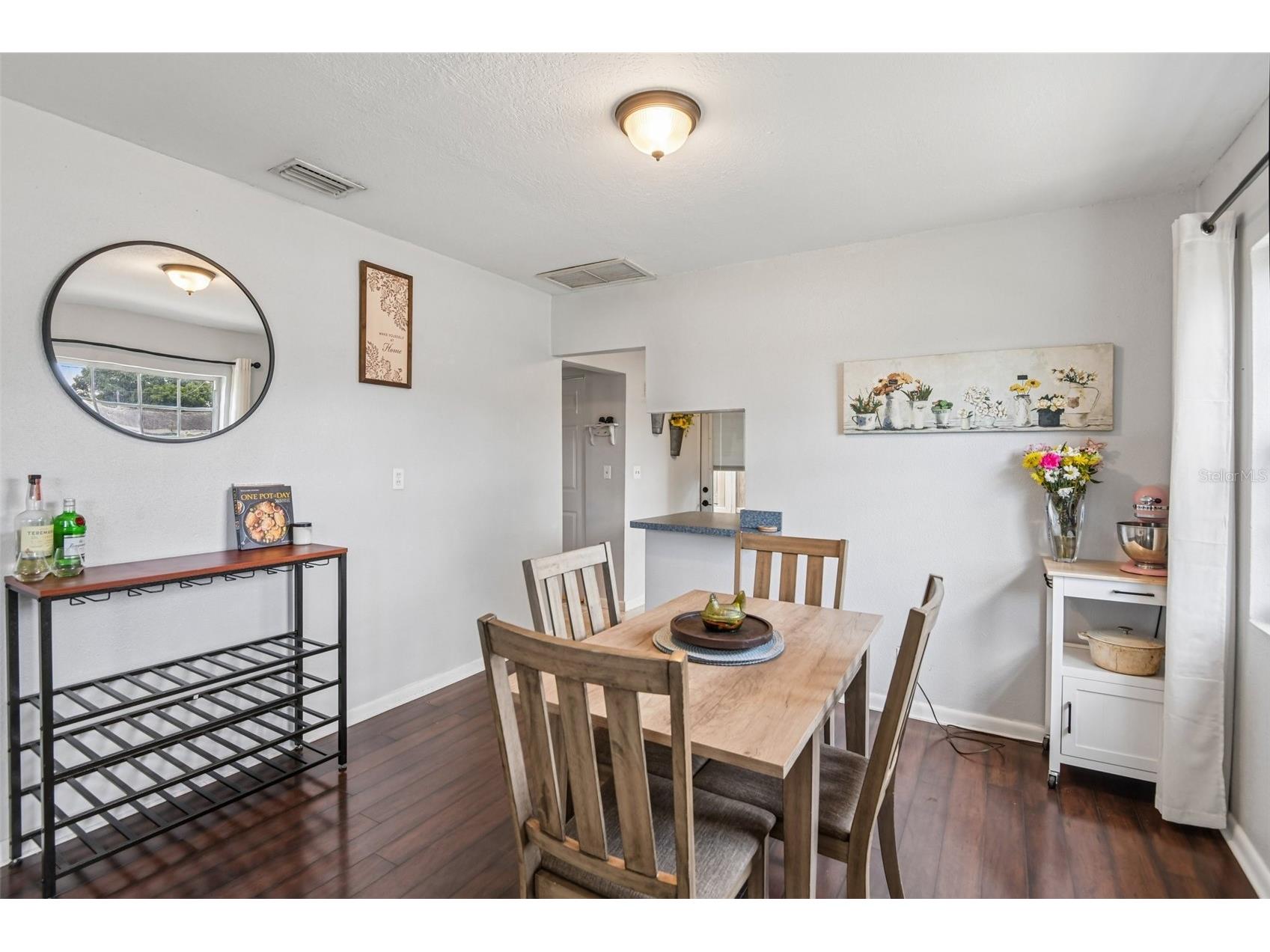 4218 6th Avenue N Saint Petersburg FL 33713 TB8513136 image5