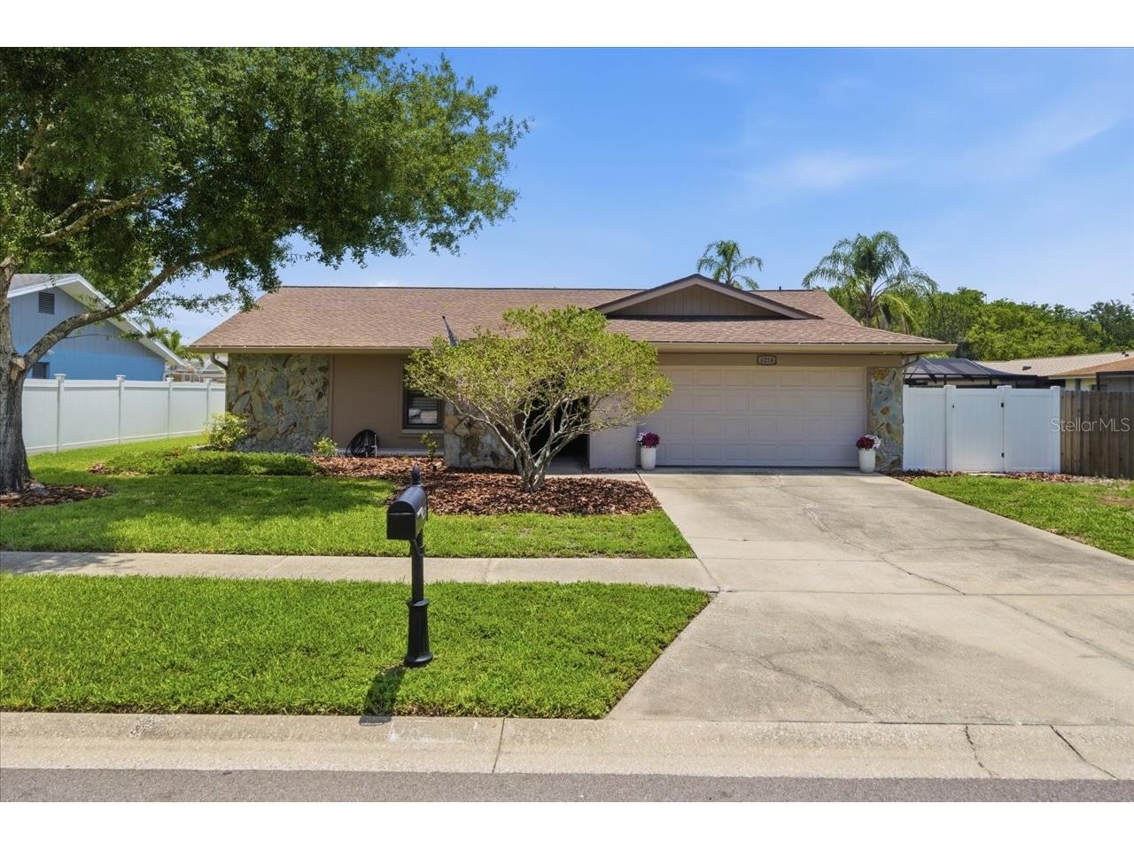4218 Hollowtrail Drive Tampa FL 33624 TB8512722 image1
